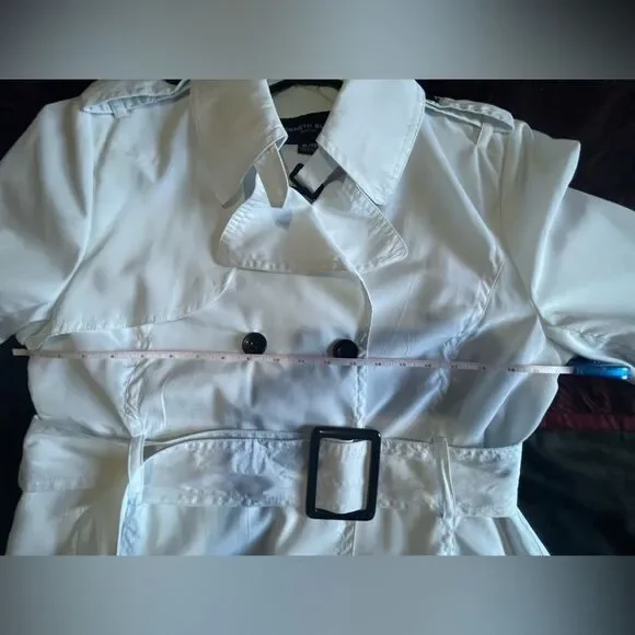 Kennet Blake White Jacket - Picture 14 of 14